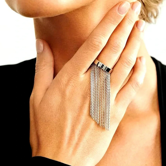 Milan Metallic Chain Tassel Stainless Steel Waterproof Ring - Picture 5 of 16
